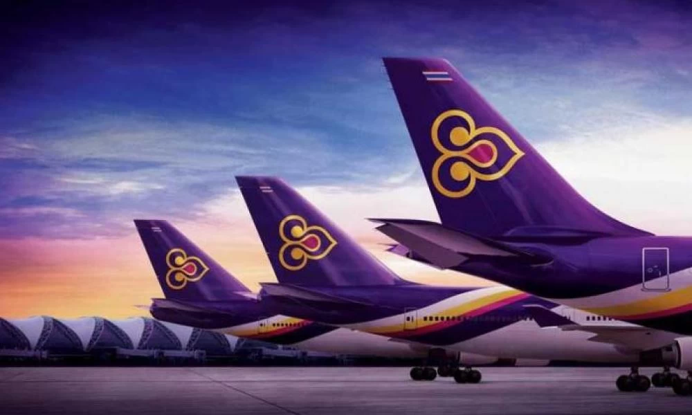 Ο κορονοϊός εκτοξεύει τις τιμές των αεροπορικών εισιτηρίων